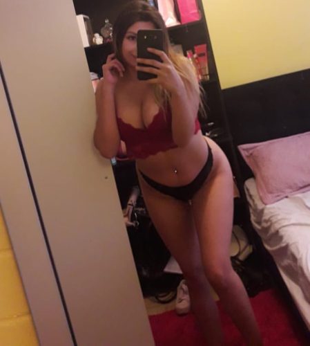 Seksi ve Tecrübeli Bakırköy Escort Bayan.