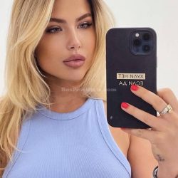Deneylimli Bakımlı Dolgun Escort